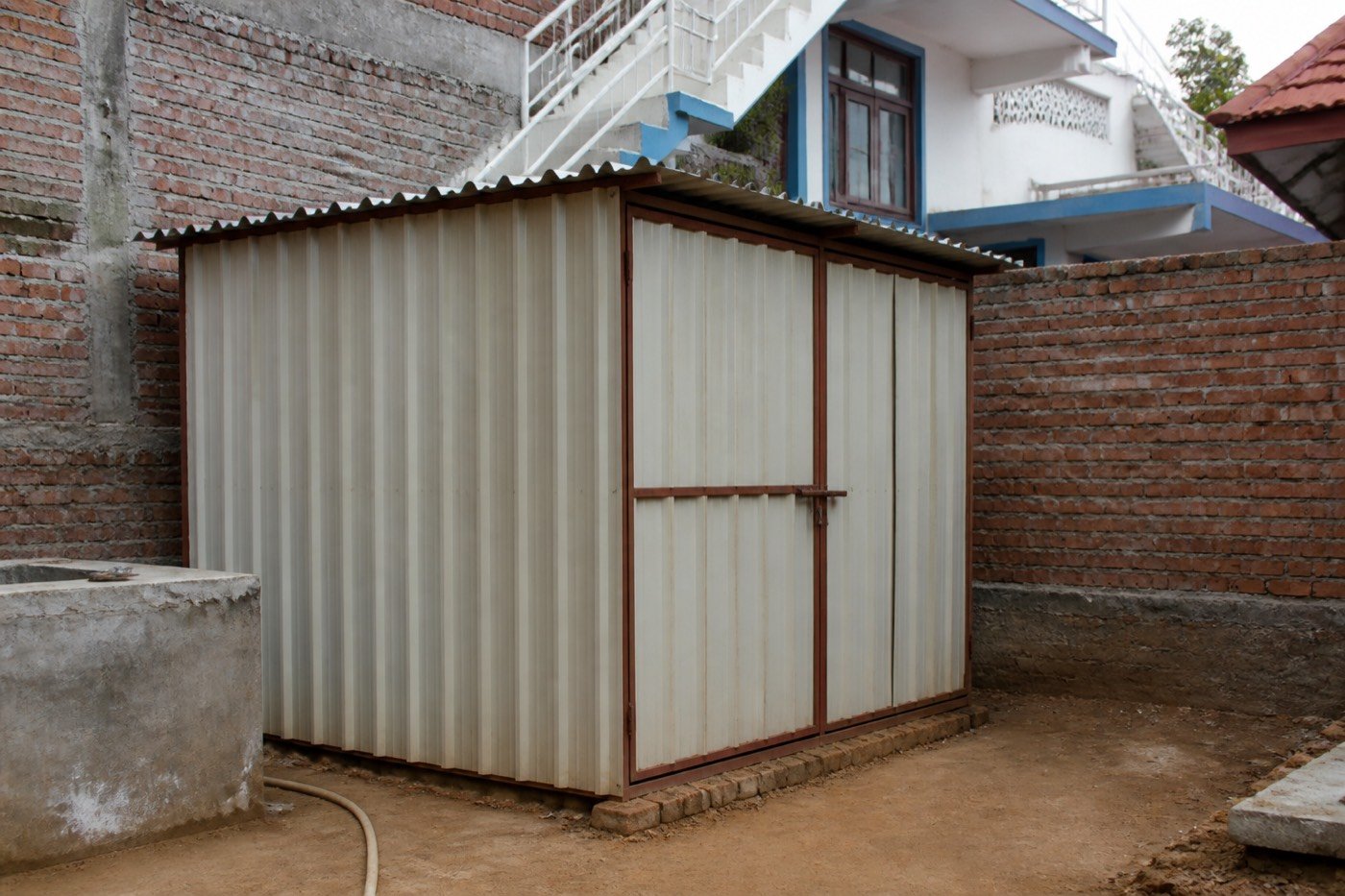 Custom tin shed installation